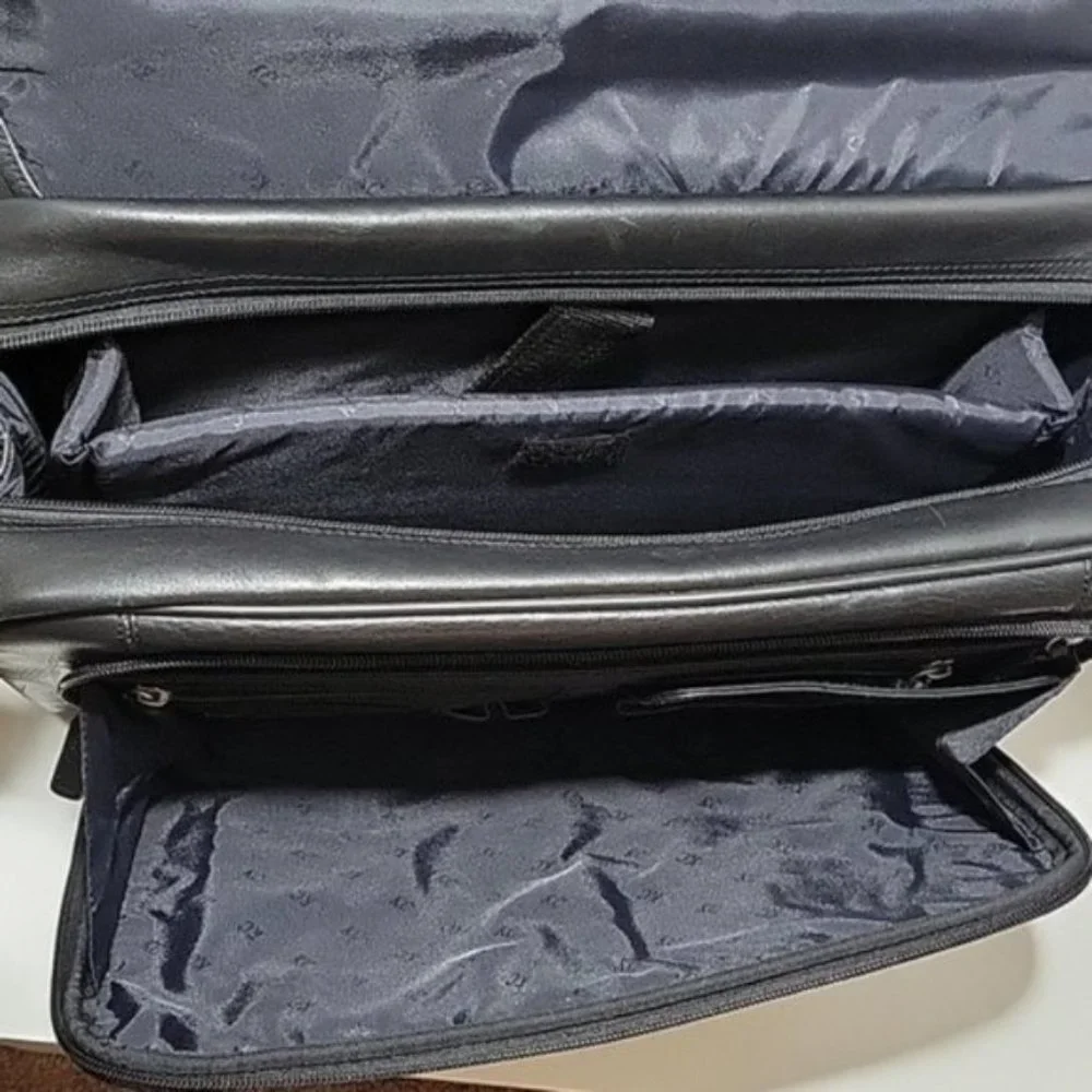 Kenneth Cole New York Laptop/Brief case Bag